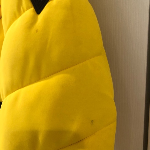 Women’s M/L winter ski jacket from Guess - Picture 5 of 5